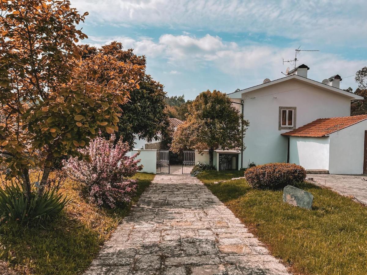 Windmill House Villa Santa Maria da Feira Luaran gambar